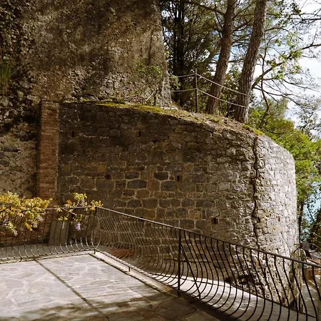 Дом отдыха La Del Castello Леричи